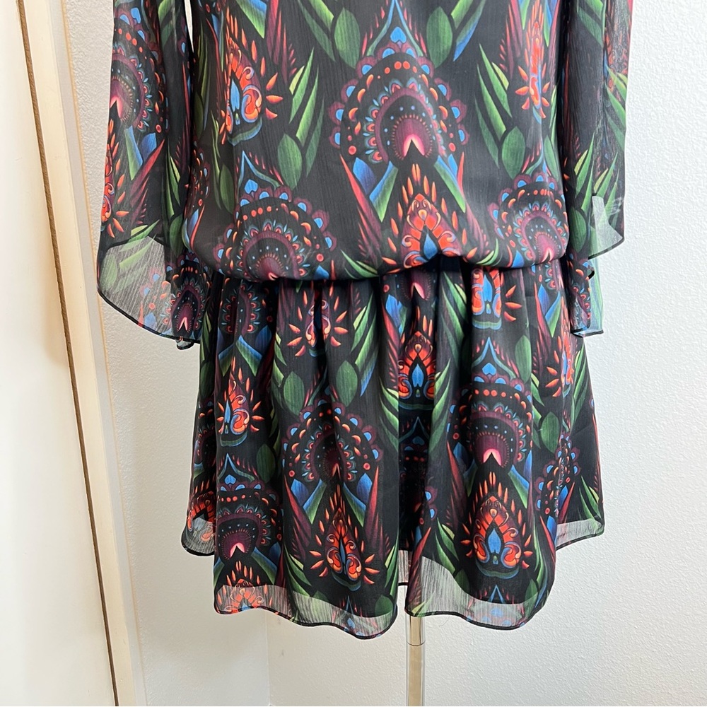 Alice + Olivia Draped Printed Flutter Sleeve Dress - image 8
